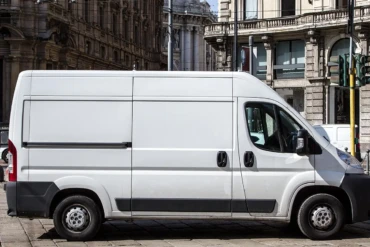 Van hire Stourbridge is the smart choice for student moves. Hire a van from Brierley Hill Self Drive and take the stress out of term-time transitions.